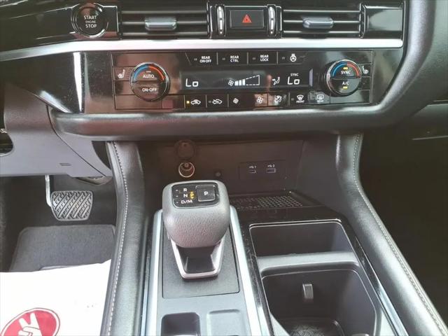 2025 Nissan Pathfinder SL 4WD