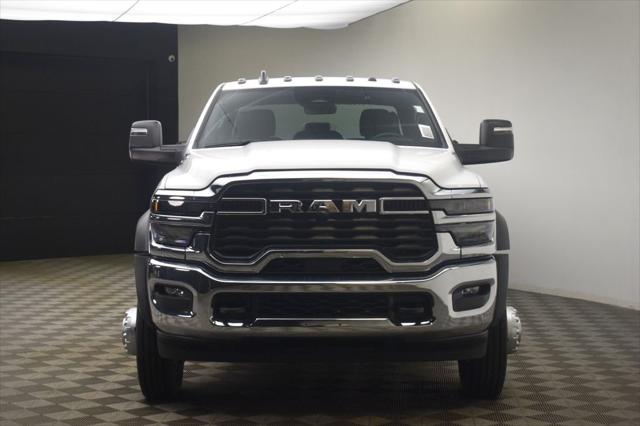 2026 RAM Ram 5500 Chassis Cab RAM 5500 TRADESMAN CHASSIS CREW CAB 4X4 84 CA