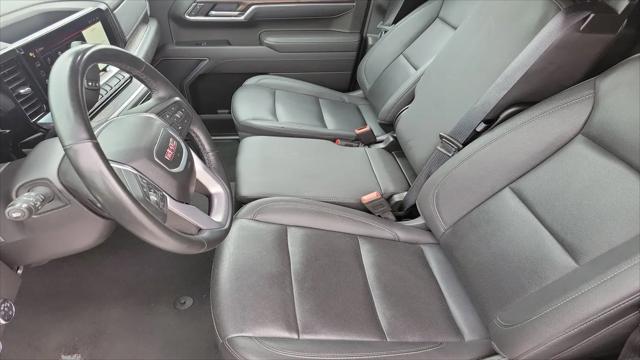 2025 GMC Sierra 1500 4WD Crew Cab Short Box SLT