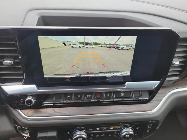 2025 GMC Sierra 1500 4WD Crew Cab Short Box SLT