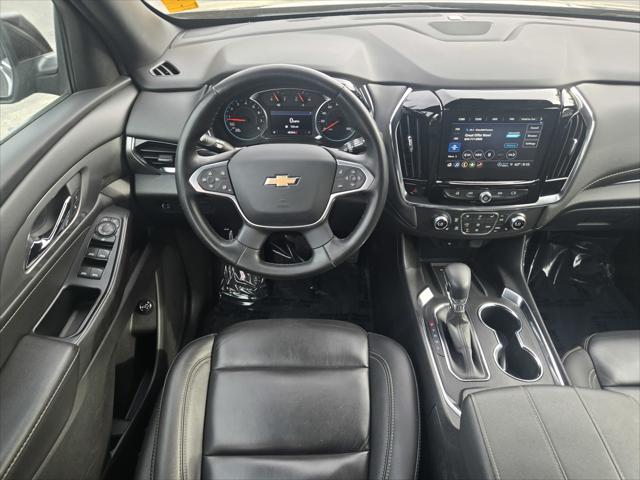 2023 Chevrolet Traverse AWD LT Leather
