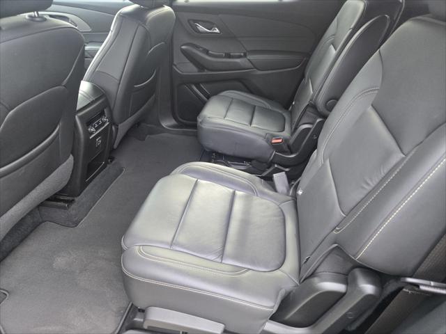 2023 Chevrolet Traverse AWD LT Leather
