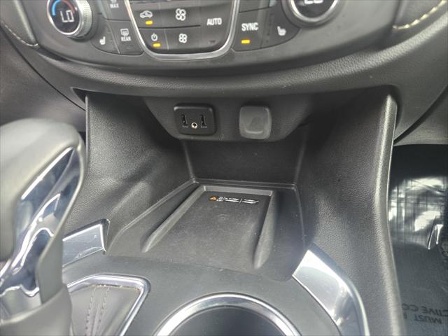 2023 Chevrolet Traverse AWD LT Leather