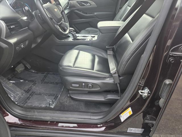 2023 Chevrolet Traverse AWD LT Leather