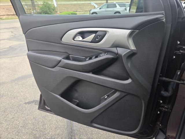 2023 Chevrolet Traverse AWD LT Leather
