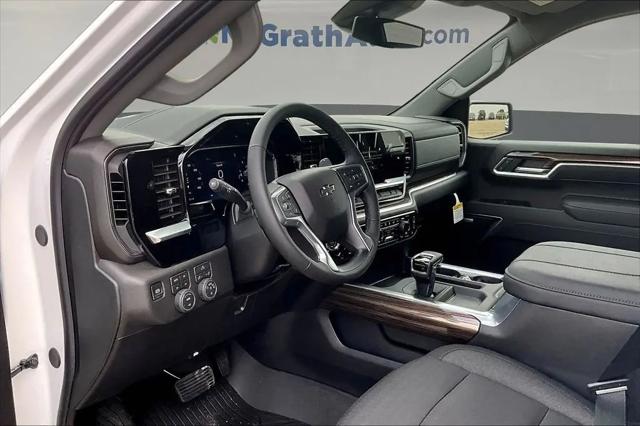 2026 Chevrolet Silverado 1500 4WD Crew Cab Short Bed RST