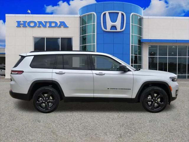 2025 Jeep Grand Cherokee L Altitude 4x2