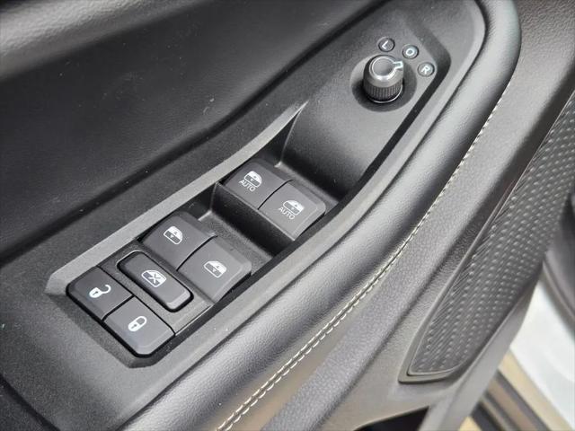 2025 Jeep Grand Cherokee L Altitude 4x2