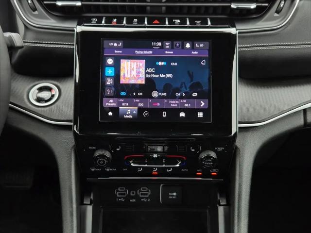 2025 Jeep Grand Cherokee L Altitude 4x2