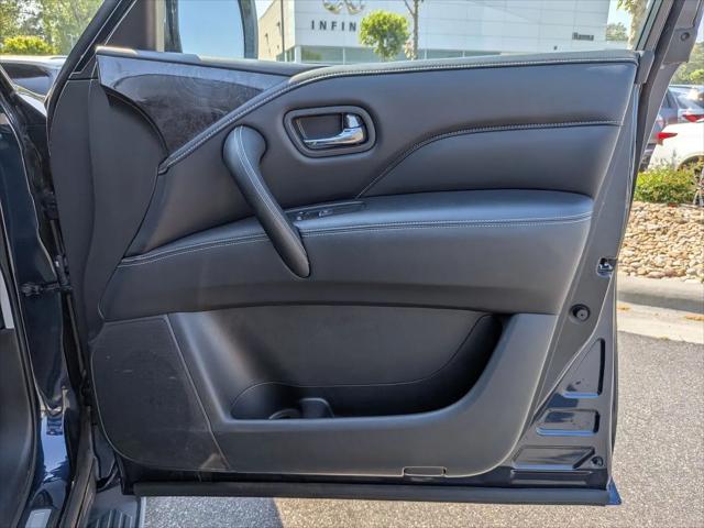 2024 INFINITI QX80 LUXE AWD
