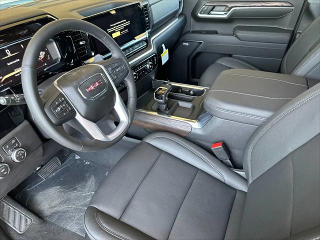 2026 GMC Sierra 1500 Crew Cab, Short Bed, SLT, 4WD
