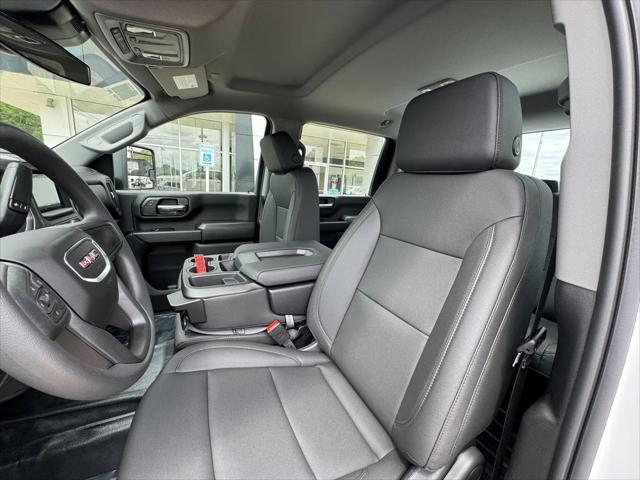 2026 GMC Sierra 2500HD Crew Cab, Standard Bed, Pro, 4WD