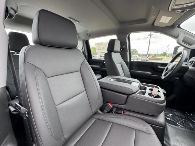 2026 GMC Sierra 2500HD Crew Cab, Standard Bed, Pro, 4WD