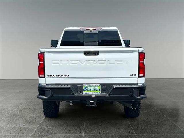 2026 Chevrolet Silverado 3500HD Crew Cab, Long Bed, LTZ Dual Rear Wheel, RWD