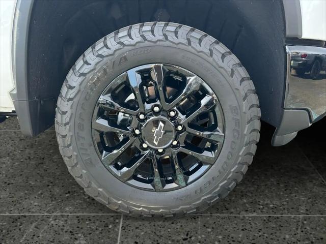 2026 Chevrolet Silverado 3500HD Crew Cab, Long Bed, LTZ Dual Rear Wheel, RWD