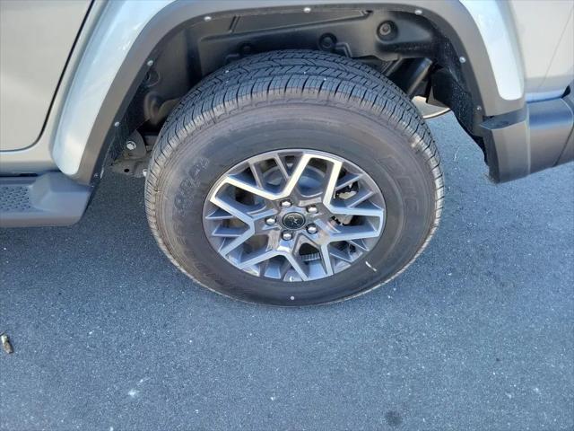 2024 Jeep Wrangler 4-Door Sahara 4x4