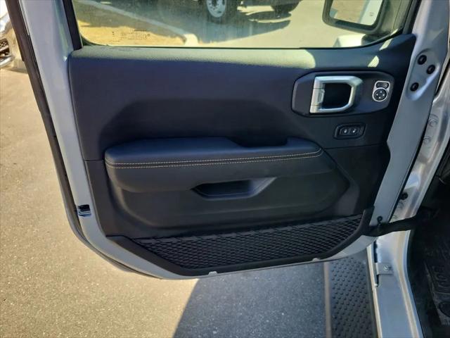 2024 Jeep Wrangler 4-Door Sahara 4x4