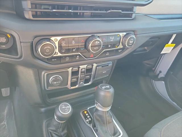 2024 Jeep Wrangler 4-Door Sahara 4x4