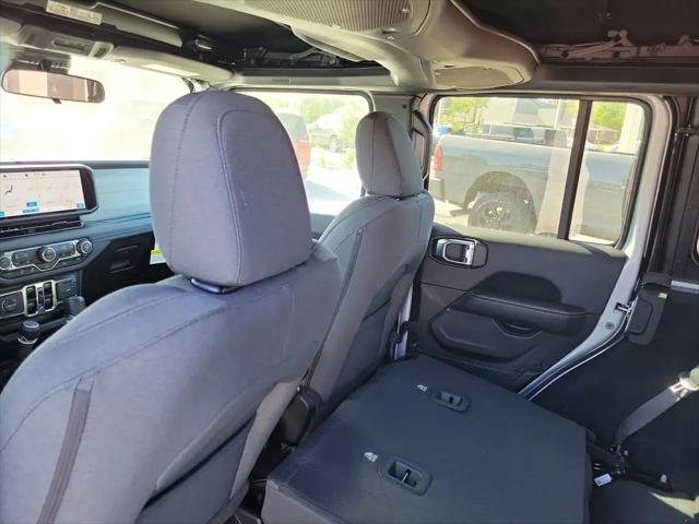 2024 Jeep Wrangler 4-Door Sahara 4x4