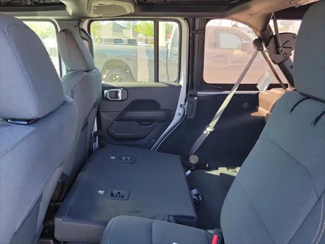 2024 Jeep Wrangler 4-Door Sahara 4x4