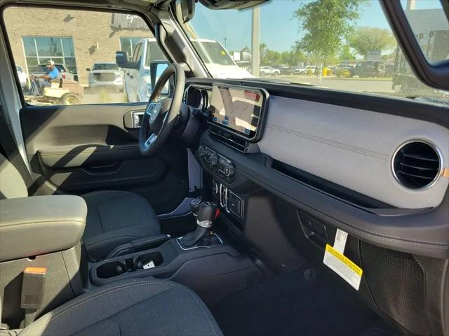 2024 Jeep Wrangler 4-Door Sahara 4x4