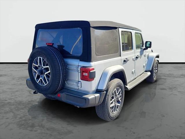 2024 Jeep Wrangler 4-Door Sahara 4x4