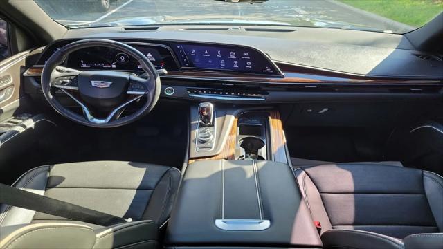 2022 Cadillac Escalade 4WD Premium Luxury
