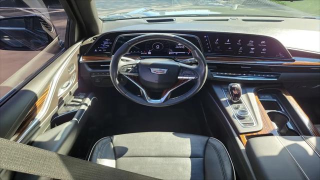 2022 Cadillac Escalade 4WD Premium Luxury