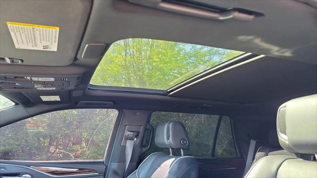 2022 Cadillac Escalade 4WD Premium Luxury