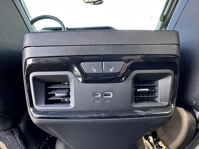 2026 GMC Sierra 1500 Crew Cab, Short Bed, AT4, 4WD
