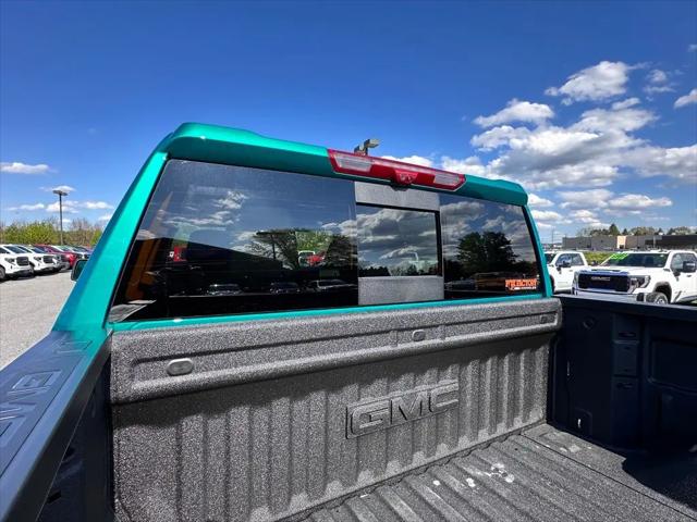 2026 GMC Sierra 1500 Crew Cab, Short Bed, AT4, 4WD