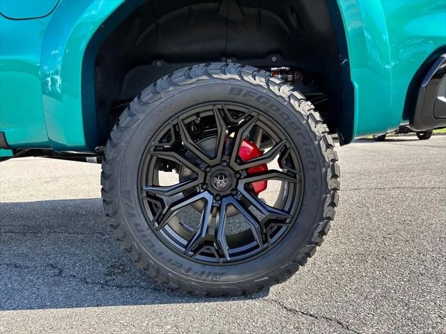 2026 GMC Sierra 1500 Crew Cab, Short Bed, AT4, 4WD