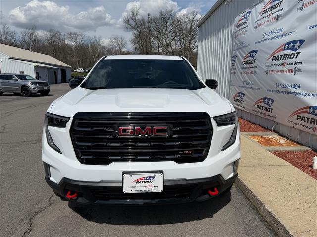 2025 GMC Acadia AWD AT4