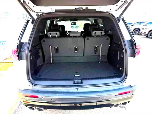 2025 GMC Acadia AWD AT4