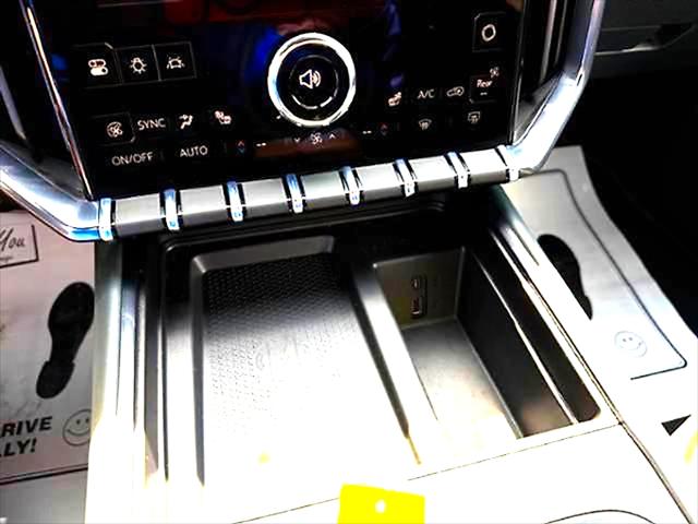 2025 GMC Acadia AWD AT4