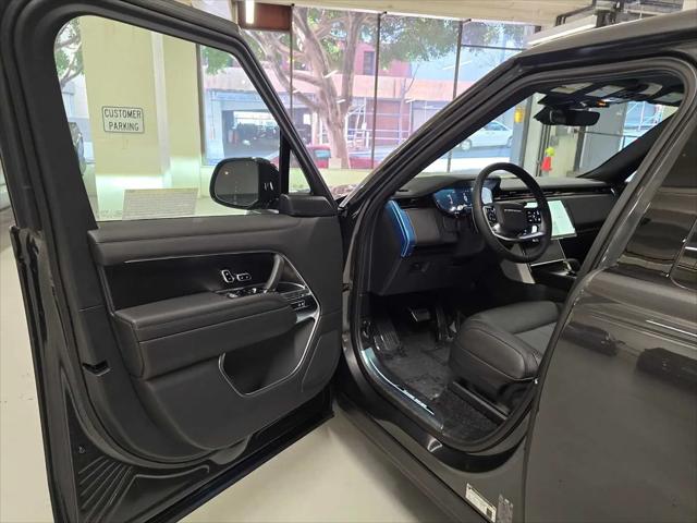 2026 Land Rover Range Rover P400 SE