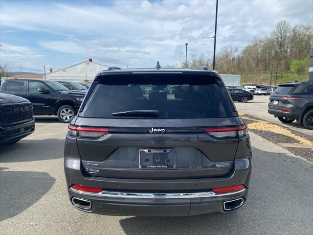 2022 Jeep Grand Cherokee Overland 4x4 2022 Jeep Grand Cherokee Overland 4x4