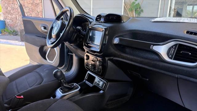 2018 Jeep Renegade Latitude FWD
