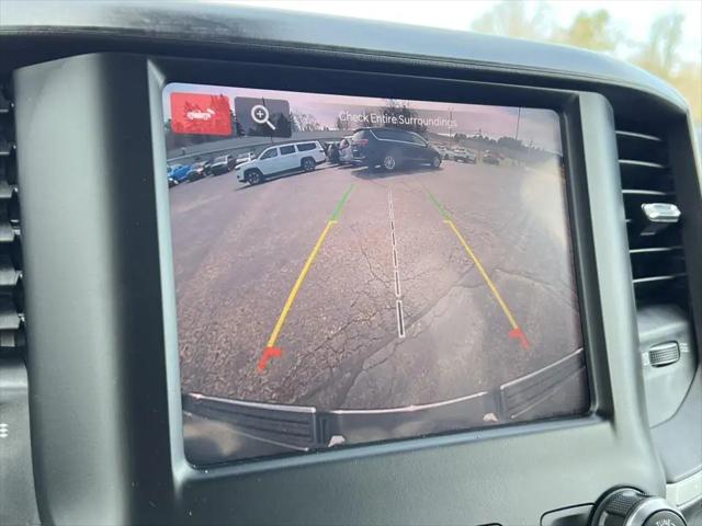 2023 Ram 1500 Big Horn Crew Cab 4x4 5'7" Box
