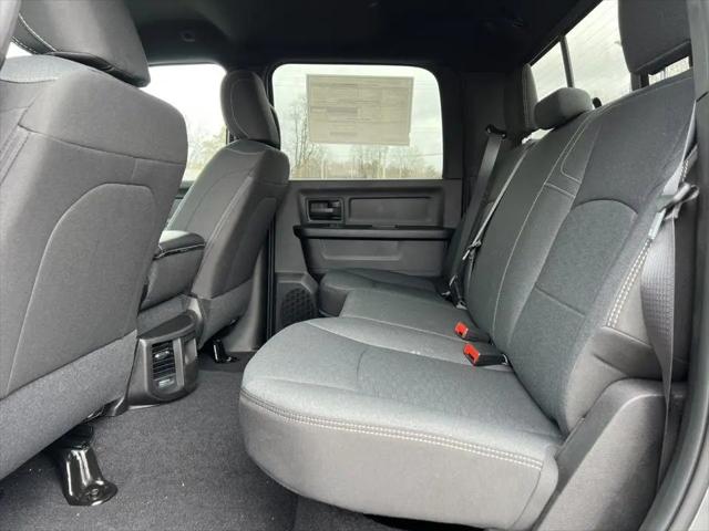 2026 Ram 2500 Black Express Crew Cab 4x4 6'4" Box