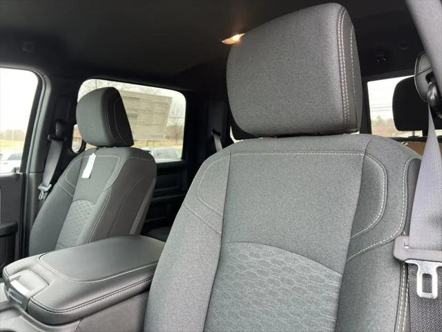 2026 Ram 2500 Black Express Crew Cab 4x4 6'4" Box