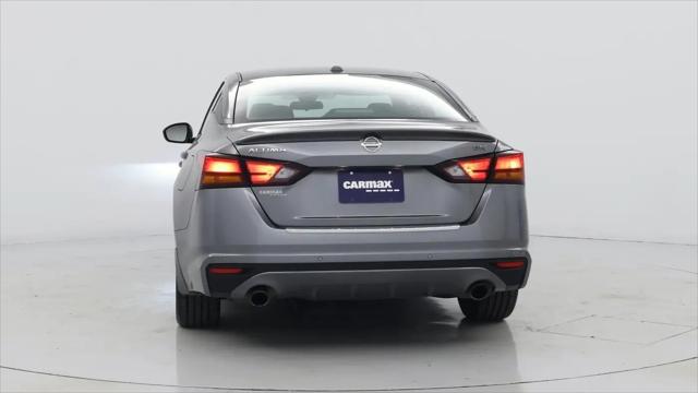 2021 Nissan Altima SR FWD