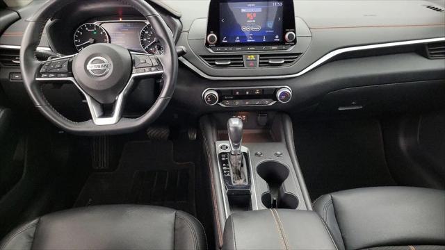 2021 Nissan Altima SR FWD