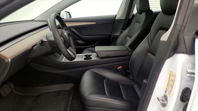 2022 Tesla Model 3 Rear-Wheel Drive