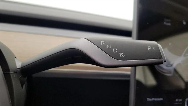 2022 Tesla Model 3 Rear-Wheel Drive