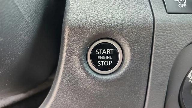 2025 Nissan Frontier Crew Cab PRO-4X 4x4
