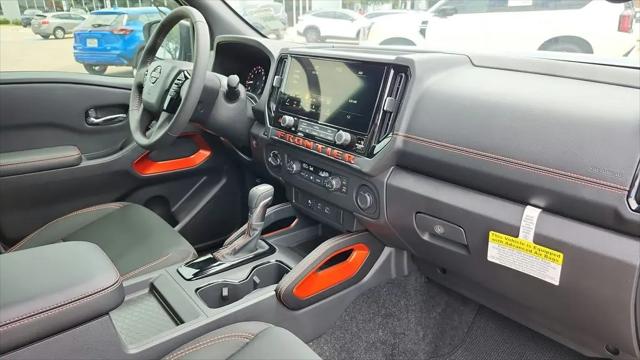 2025 Nissan Frontier Crew Cab PRO-4X 4x4