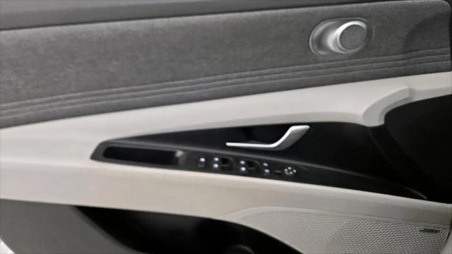 2022 Hyundai Elantra Limited