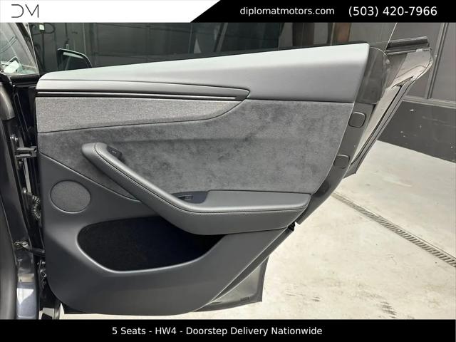 2026 Tesla Model Y Premium All-Wheel Drive