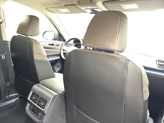 2025 Volkswagen Atlas 2.0T SEL